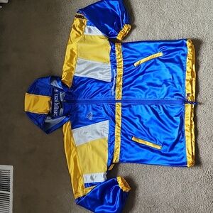 A somewhat interesting Kapoa Zip up jacket! Size XL